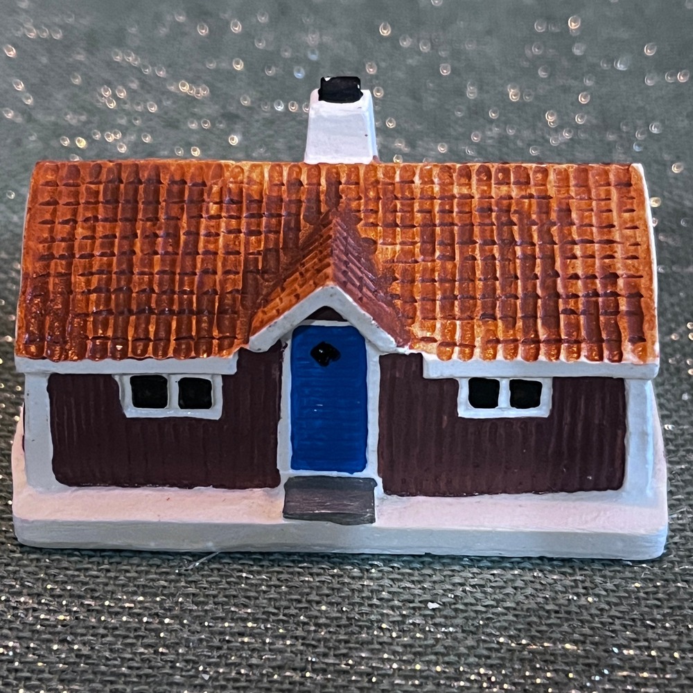 Swedish Smålandstorp Miniature Cottage Hand Painted Red House Blue Door 2.5 Inch